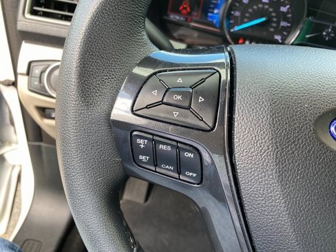 Used 2019 Ford Explorer XLT w/ Equipment Group 202A image 28
