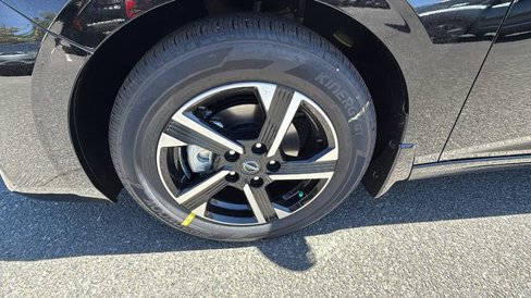 New 2025 Nissan Sentra SV w/ Trunk Package image 9