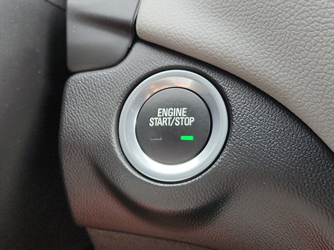 Used 2023 Chevrolet Equinox LT w/ Driver Convenience Package image 13
