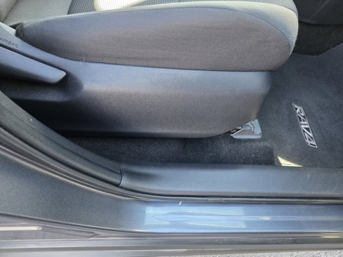 Used 2019 Toyota RAV4 LE image 13