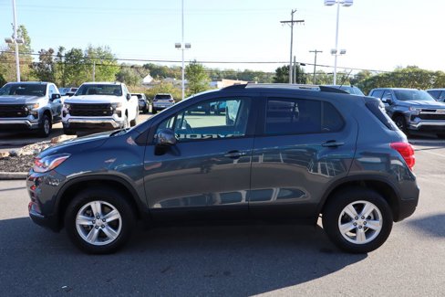 Used 2022 Chevrolet Trax LT w/ LT Convenience Package image 24