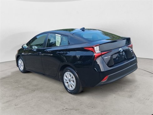 Used 2019 Toyota Prius L Eco image 3