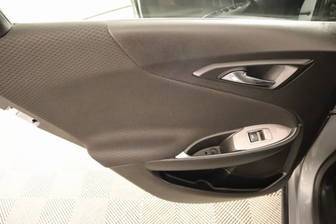 Used 2024 Chevrolet Malibu LT image 15