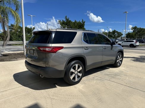 Used 2019 Chevrolet Traverse LT w/ LT Premium Package image 5