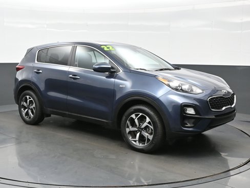 Used 2022 Kia Sportage LX image 8