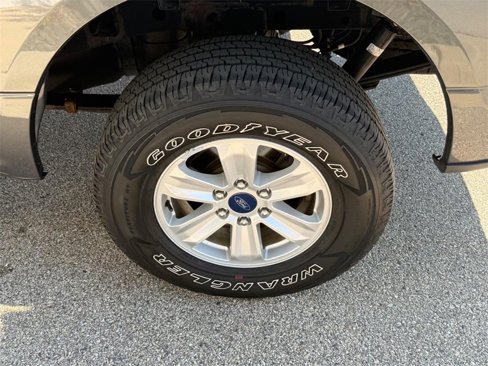 Used 2017 Ford F150 XL w/ Equipment Group 101A Mid image 7