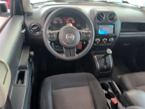 Used 2014 Jeep Patriot Sport image 10
