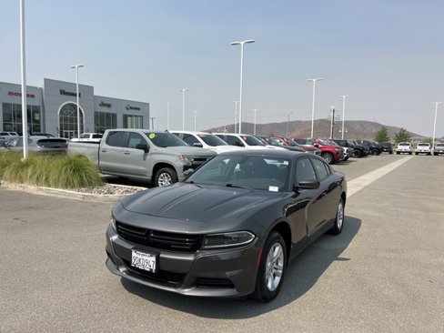 Used 2022 Dodge Charger SXT image 4