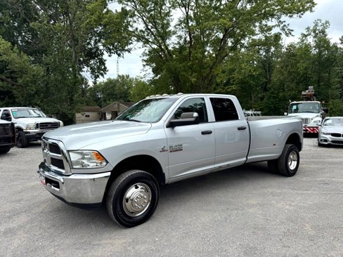 Used 2016 RAM 3500 Tradesman w/ Chrome Appearance Group image 4