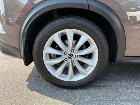 Used 2019 INFINITI QX50 Essential w/ Premium Heat Package image 27