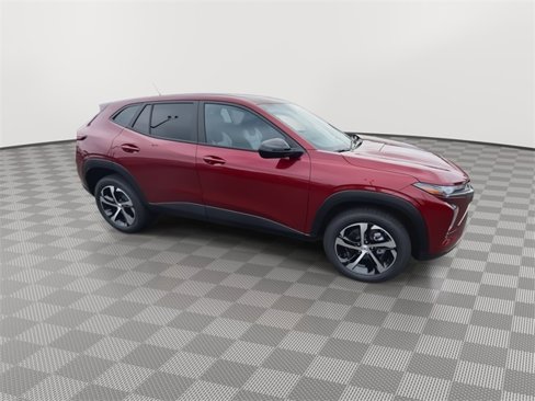 New 2025 Chevrolet Trax RS w/ Driver Confidence Package image 9