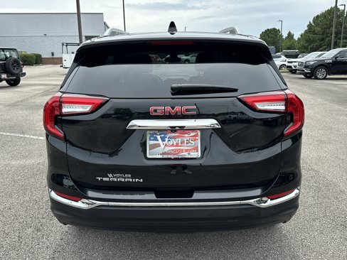 Used 2023 GMC Terrain SLT image 6