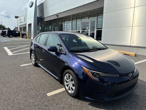 Used 2025 Toyota Corolla LE image 8