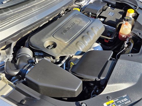 Used 2020 Jeep Cherokee Latitude Plus image 23