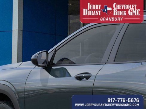 New 2025 Chevrolet Trax LT w/ Driver Confidence Package image 15