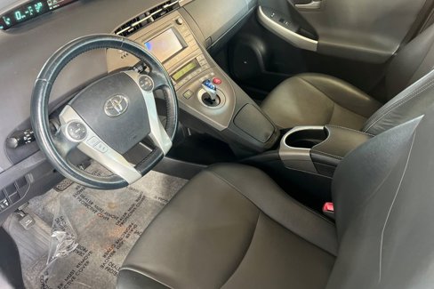 Used 2013 Toyota Prius Four image 10