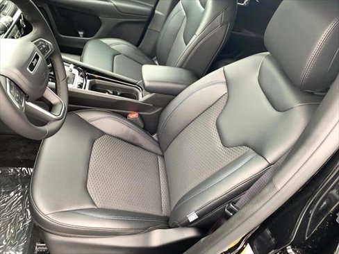 New 2025 Jeep Compass Latitude w/ Convenience Group image 14