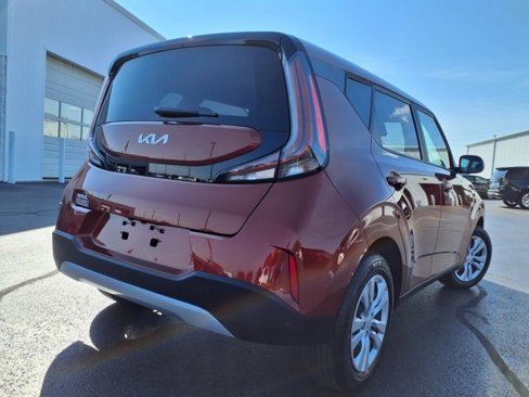 Used 2024 Kia Soul LX image 22