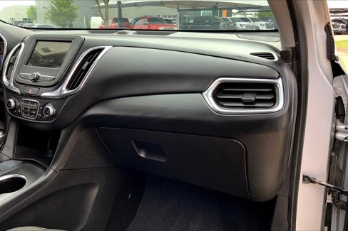 Used 2019 Chevrolet Equinox LT image 18