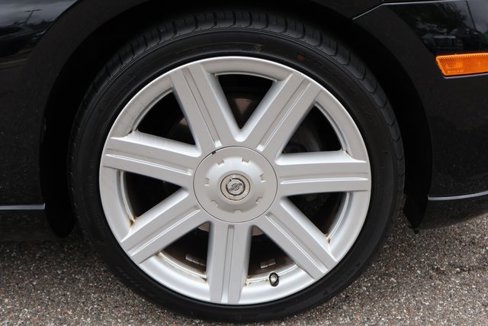 Used 2007 Chrysler Crossfire Limited image 9