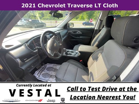 Used 2021 Chevrolet Traverse LT image 16