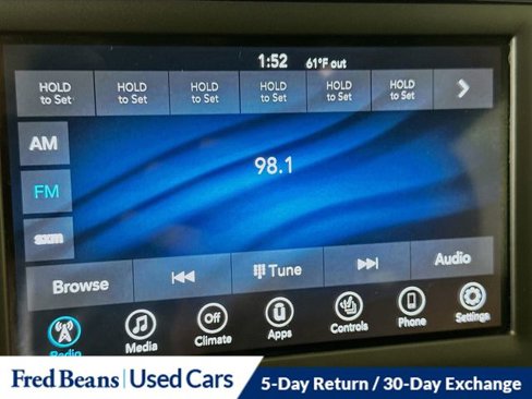 Used 2020 Chrysler Pacifica Touring w/ S Appearance Package image 16