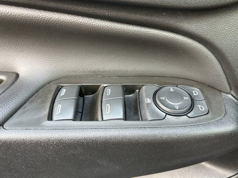 Used 2023 Chevrolet Equinox LT image 24