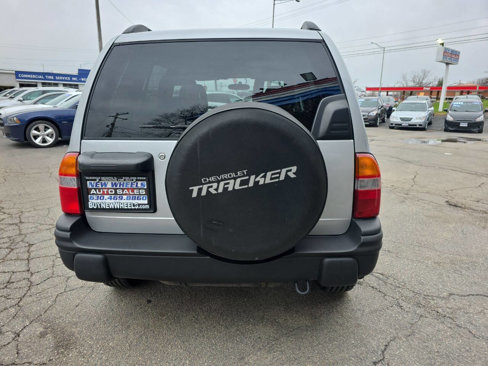 Used 2004 Chevrolet Tracker 2WD w/ Preferred Equipment Group image 13