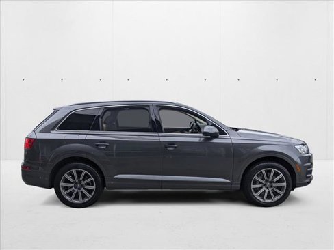 Used 2019 Audi Q7 3.0T Prestige w/ Prestige Package image 4