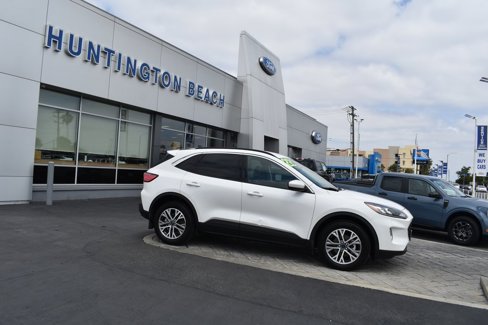 Used 2022 Ford Escape SEL w/ Technology Package image 3