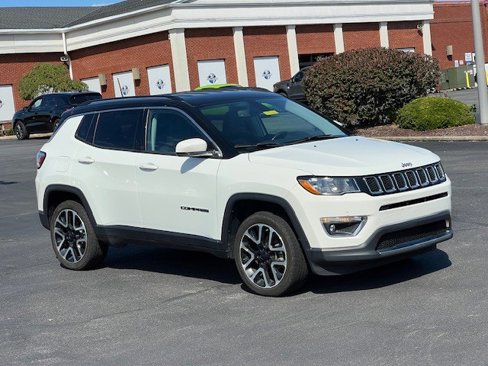 Used 2020 Jeep Compass Limited w/ Luxury Seat Group image 3