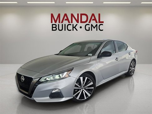 Used 2020 Nissan Altima 2.5 SR image 1