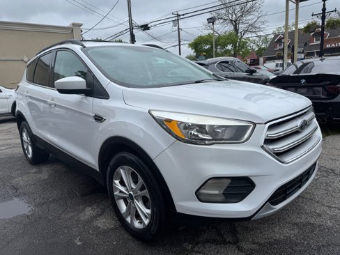 Used 2018 Ford Escape SE w/ SE Sync 3 Package image 13