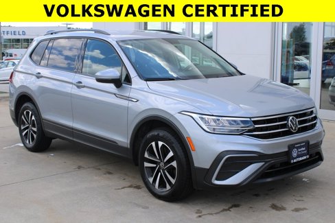 Used 2022 Volkswagen Tiguan S image 1