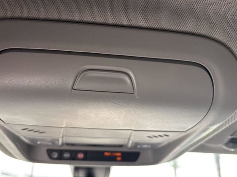 Used 2019 GMC Terrain SLT image 35