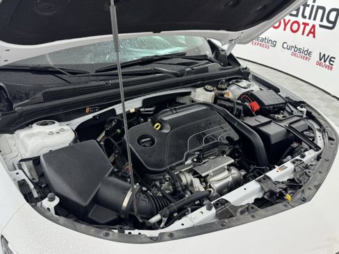 Used 2024 Chevrolet Malibu LT image 27