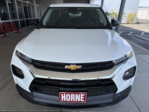 Used 2023 Chevrolet TrailBlazer LS image 2
