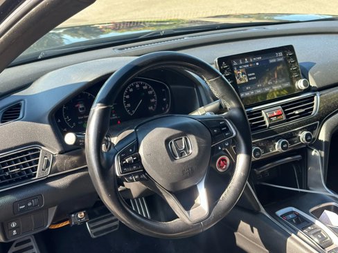 Used 2021 Honda Accord Sport image 9