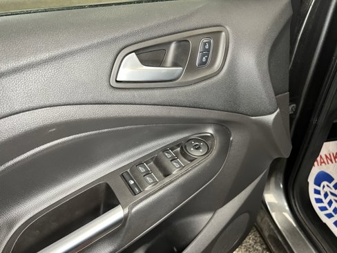 Used 2017 Ford Escape SE w/ Equipment Group 201A image 15