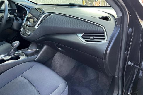 Used 2024 Chevrolet Malibu LT image 15