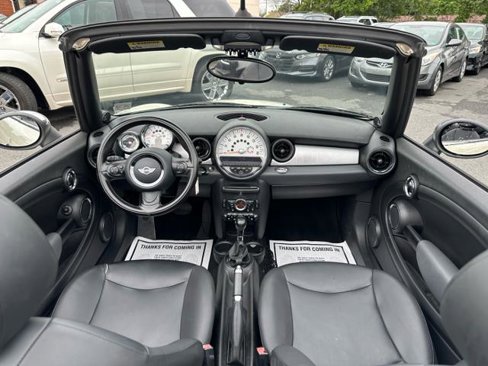 Used 2011 MINI Cooper Convertible w/ Premium Pkg image 17