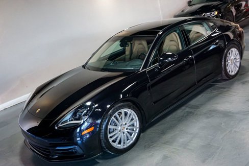 Used 2018 Porsche Panamera image 36