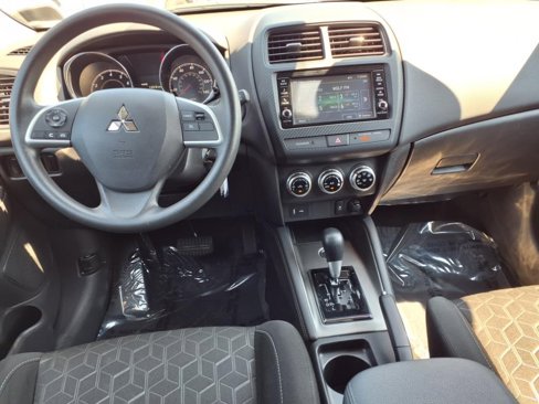 Used 2024 Mitsubishi Outlander Sport ES image 7