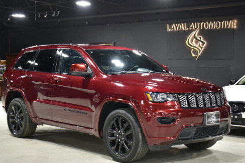 Used 2019 Jeep Grand Cherokee Altitude image 2