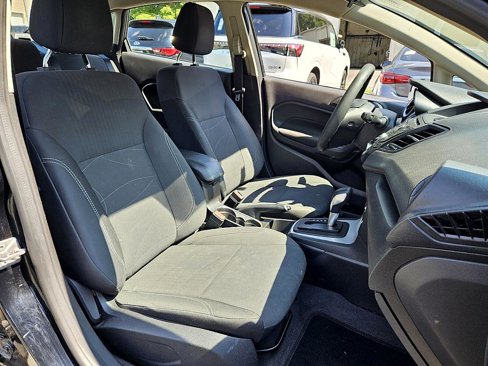 Used 2019 Ford Fiesta SE image 16
