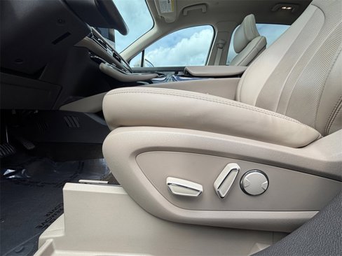 Used 2022 Lincoln Nautilus Reserve w/ Luxury Package image 41