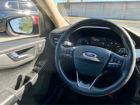 Used 2020 Ford Escape SEL image 38
