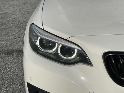 Used 2020 BMW 230i xDrive Convertible image 9