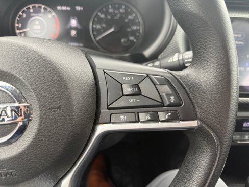 Used 2021 Nissan Kicks SV image 22