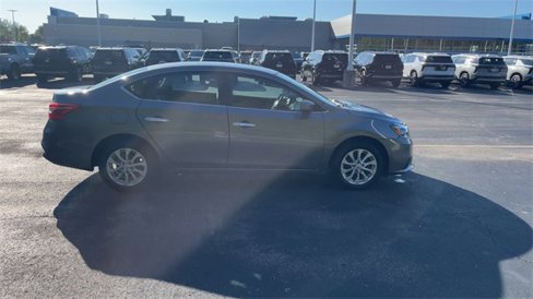 Used 2019 Nissan Sentra SV image 9